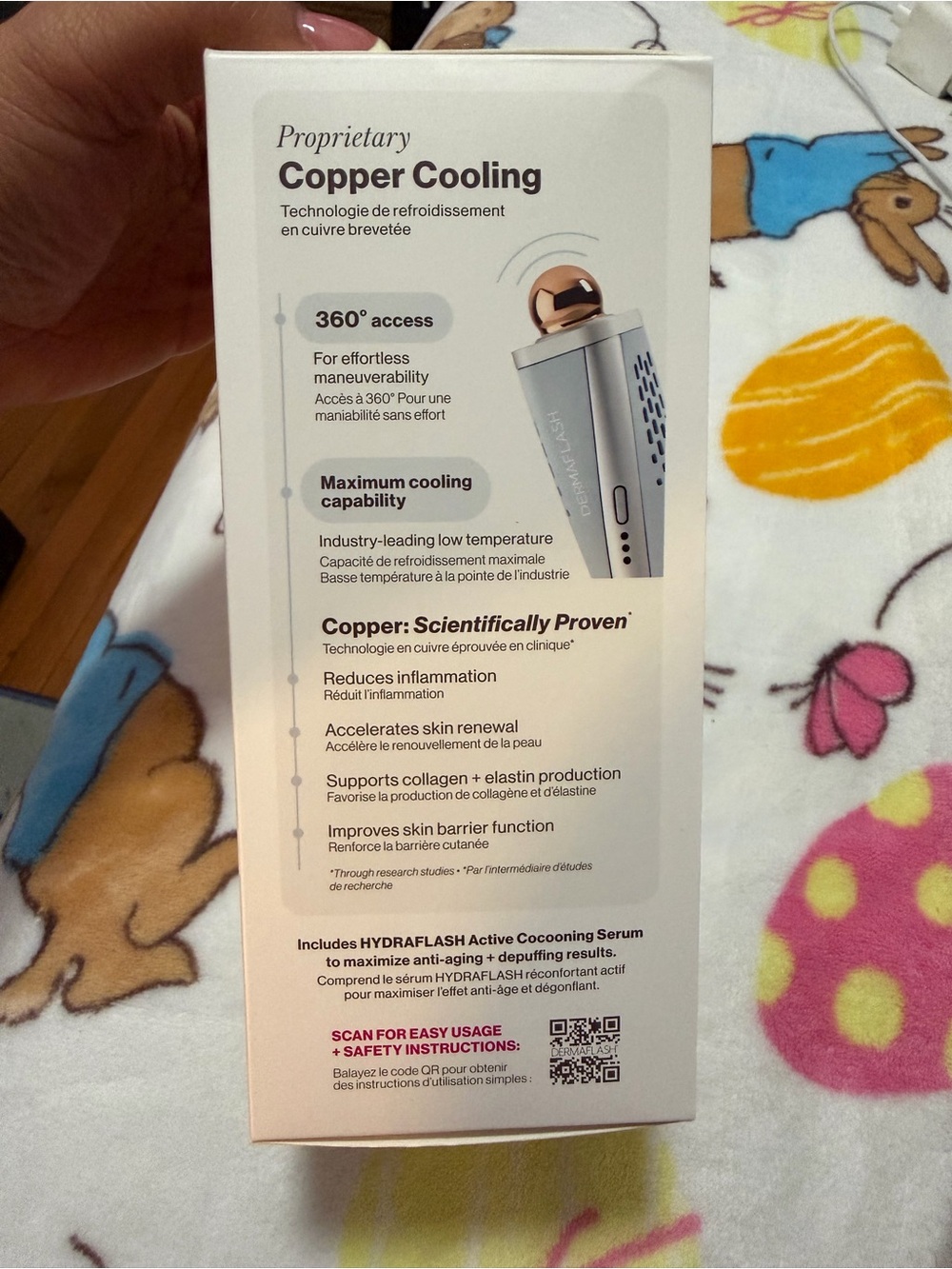 Dermaflash Cool Instant Cooling Depuffing Facial Massager - Silver - Picture 4 of 9